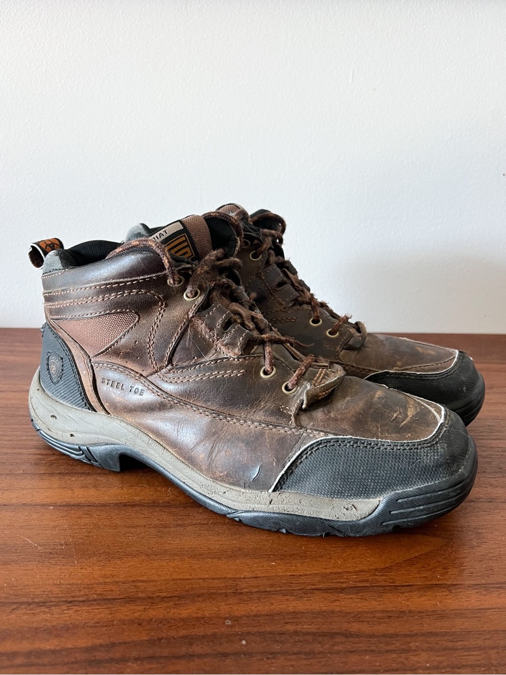 Ariat Steel Toe Work Boots Brown Leather Lace Up Men's Safety Boots Size 10.5